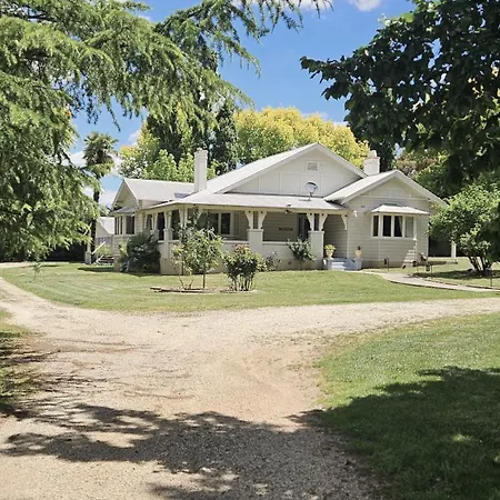 The Avenue Anahdale - Hidden 2.7 Acre Estate In Town Villa Blayney Exterior photo