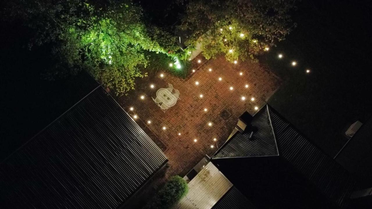 Holiday home The Avenue Anahdale - Hidden 2.7 Acre Estate In Town