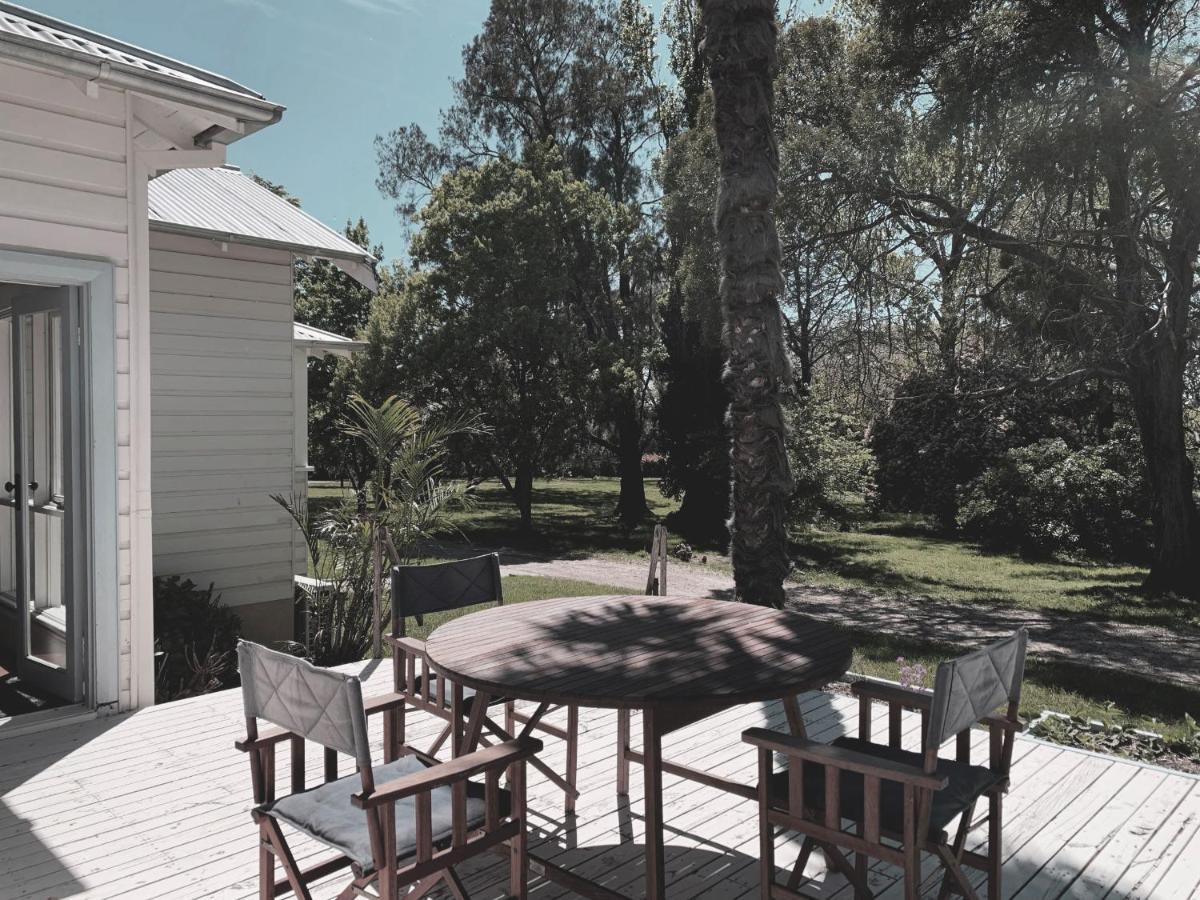 The Avenue Anahdale - Hidden 2.7 Acre Estate In Town